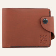 MZ Leather Craft çıtçıtlı kiremit Buttero deri klasik erkek cüzdanı, kapalı önden görünüm ve kontrast siyah el dikişi detayları | MZ Leather Craft classic Chestnut Buttero leather bifold wallet with snap closure, closed front view with black hand-stitching
