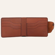 MZ Leather Craft açık kiremit Buttero deri klasik cüzdan boş iç görünüm, altı kıvrımlı kart yuvası ve siyah saraç dikiş takviyeleri ile | MZ Leather Craft open Chestnut Buttero leather classic bifold wallet empty interior view, showing six curved card slots and black saddle stitching details