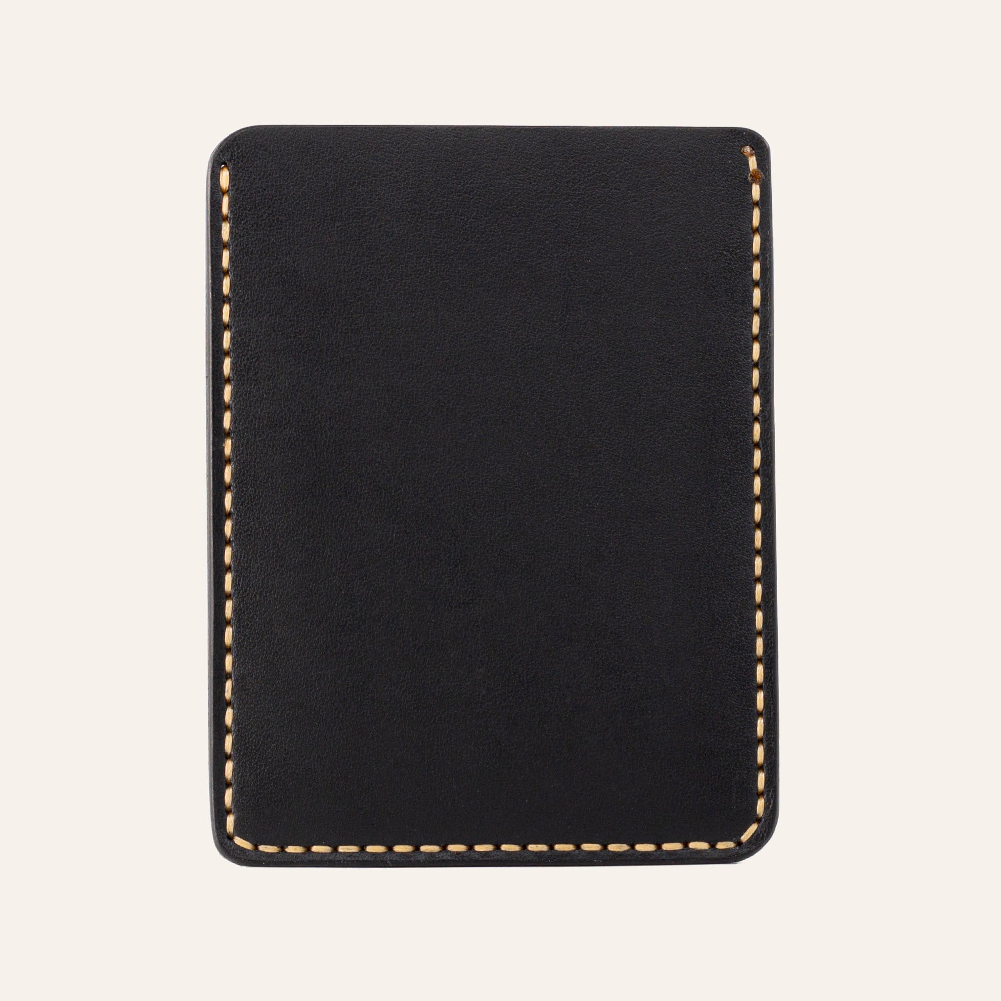 MZ Leather Craft siyah renk Buttero deri dikey kartlığın sarı el dikiş detaylarını gösteren arka yüzü