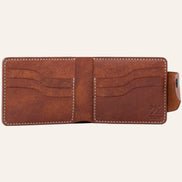 MZ Leather Craft açık kiremit Pueblo deri klasik cüzdan boş iç görünüm, altı kıvrımlı kart yuvası ve açık gri saraç dikiş takviyeleri ile | MZ Leather Craft open siena Pueblo leather classic bifold wallet empty interior view, showing six curved card slots and light gray saddle stitching details