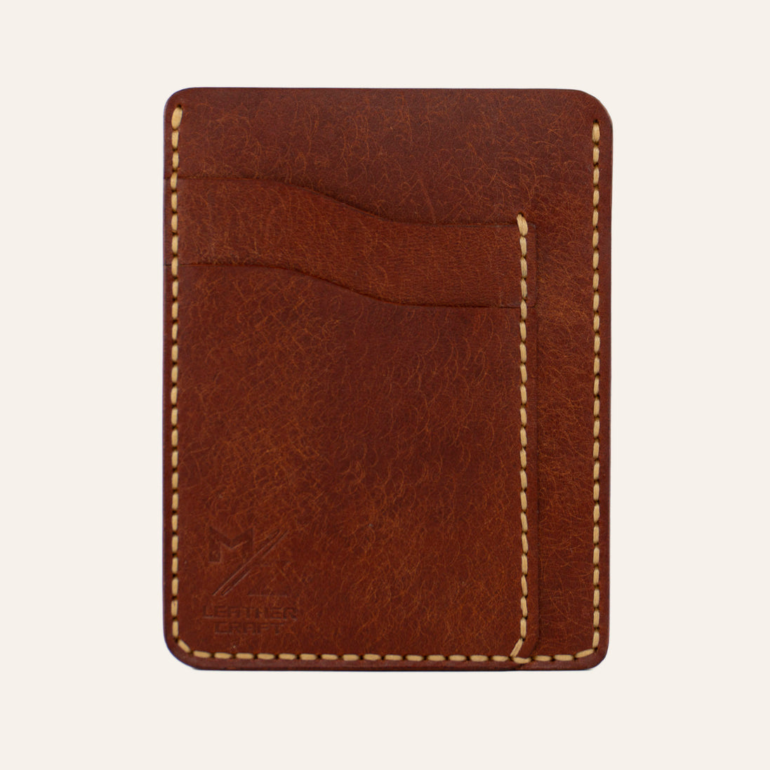 MZ Leather Craft kiremit rengi Pueblo deri minimalist dikey kartlığın boş ön yüz görünümü.