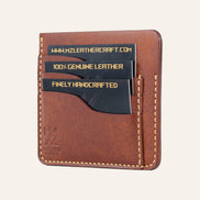 MZ Leather Craft kiremit Pueblo deri ters cüzdan, kartlarla dolu hafif açılı sağ profil görünümü, sarı el dikişi kalitesi ve belirgin Pueblo deri dokusu | The Inverse Wallet - Siena Pueblo Leather by MZ Leather Craft, closed slightly angled right profile view filled with cards, highlighting yellow stitching quality and distinct Pueblo leather texture